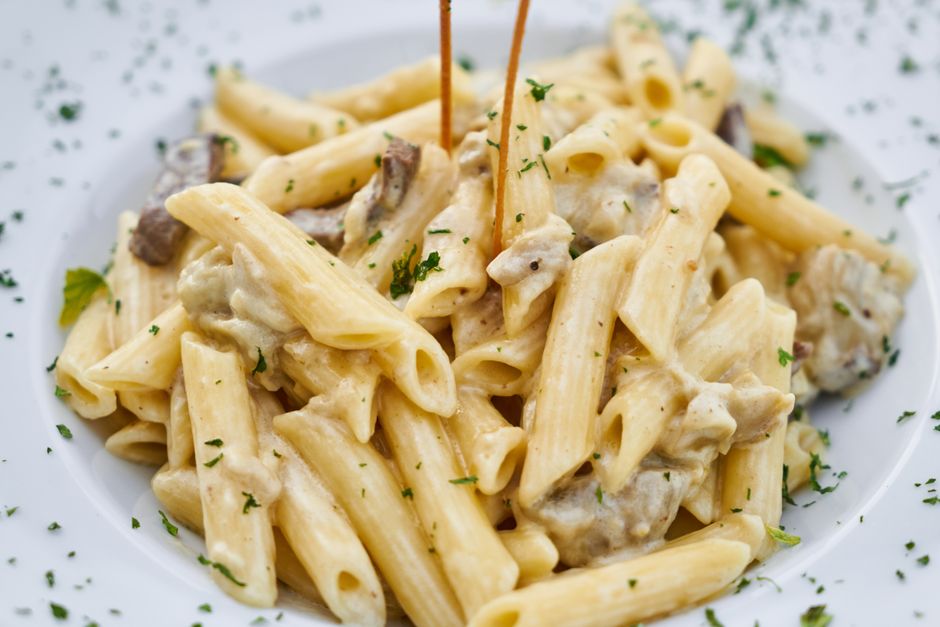 Creamy mushroom pasta (béchamel)