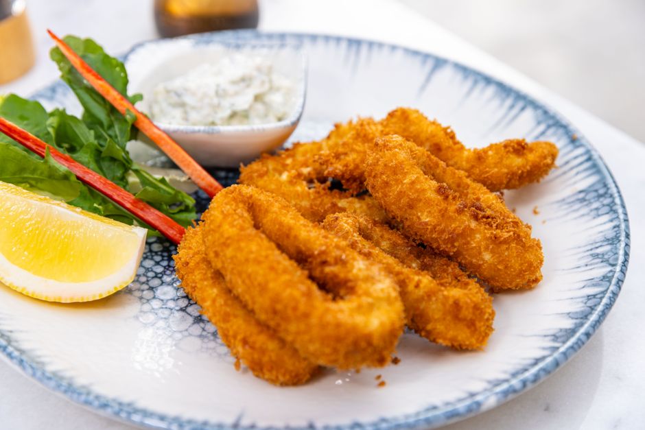 Fried calamari (breaded)