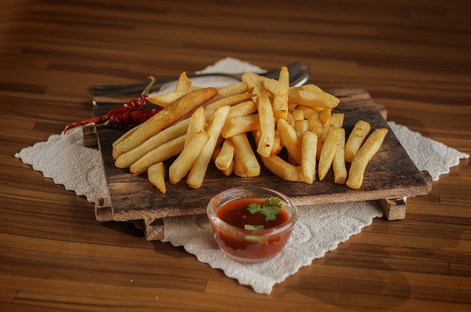 Frozen French fries (medium)
