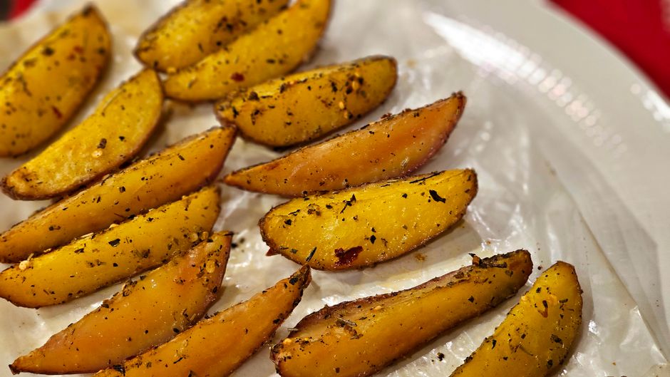 Frozen Potato wedges (small)