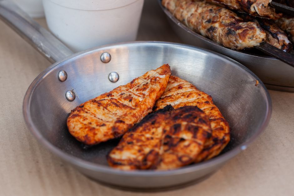 Grilled chicken breast (skinless)