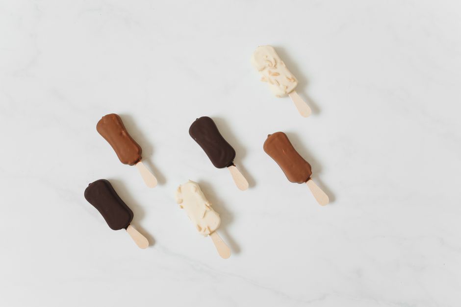 Ice cream bar (choc-coated)