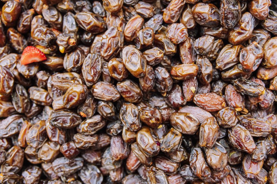 Khalas Dates
