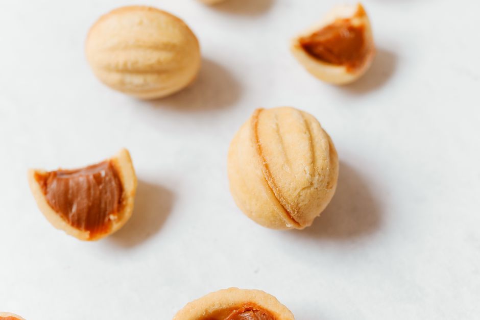 Maamoul walnut-filled