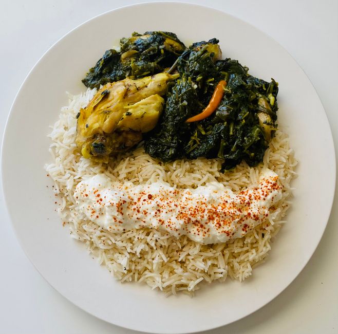 Molokhia with rice (chicken quarter)