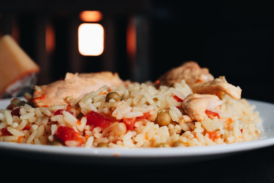 Peas stew with rice (chicken half)