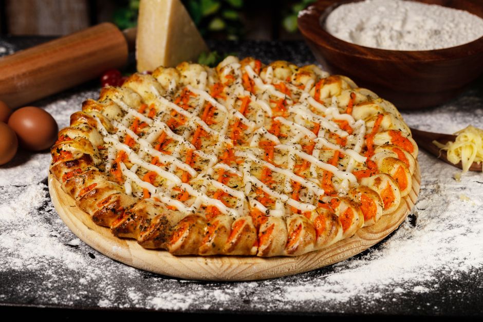 Pizza stuffed crust dough