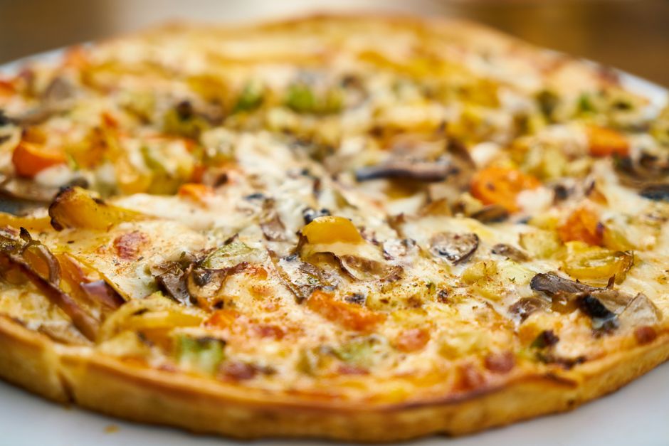 Pizza thin crust dough