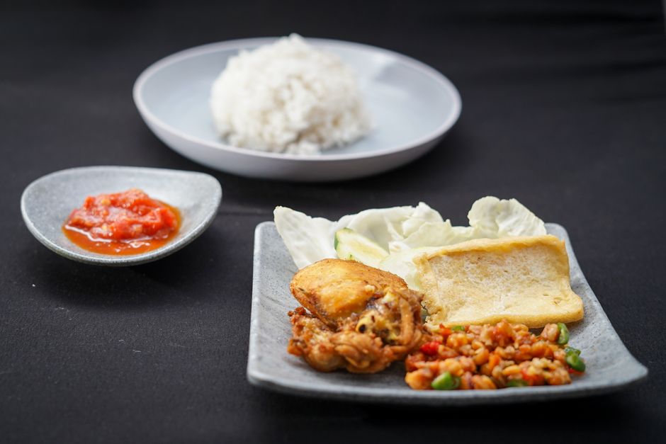 Rice with chicken (half)