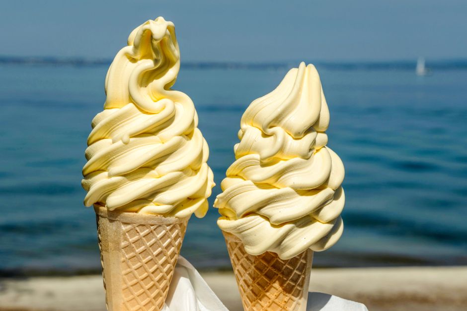 Soft serve ice cream
