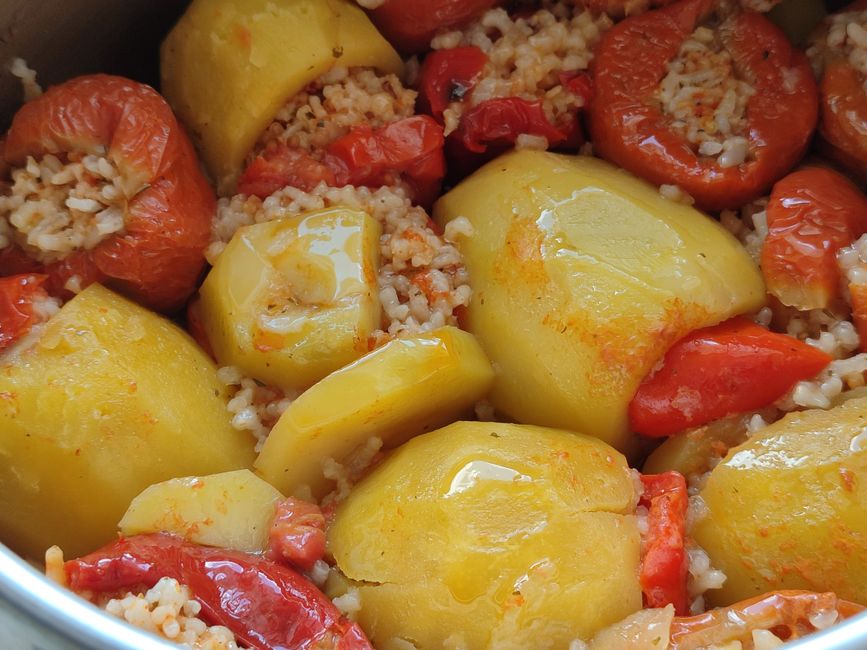 Stuffed peppers (rice)