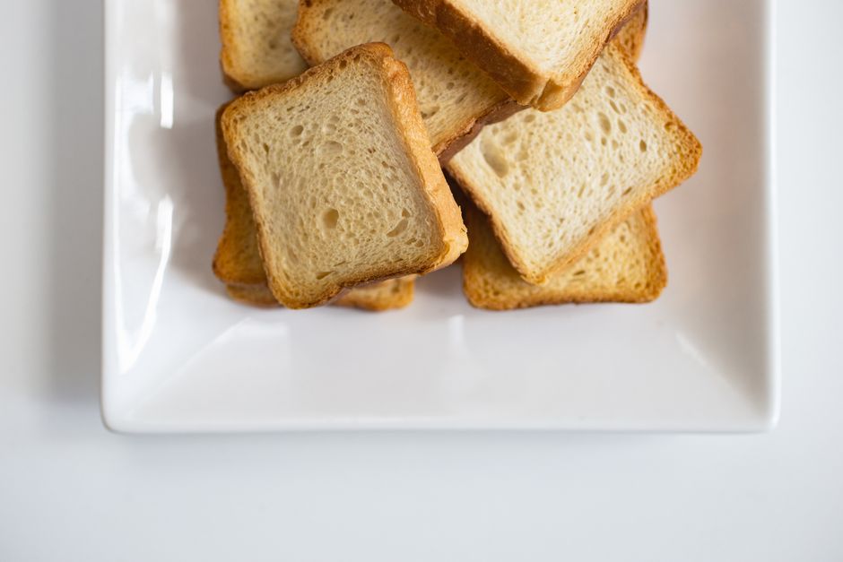 White Bread (frozen, reheated)