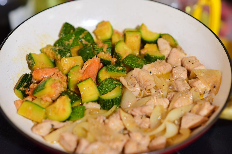 Zucchini stew no rice (with chicken)