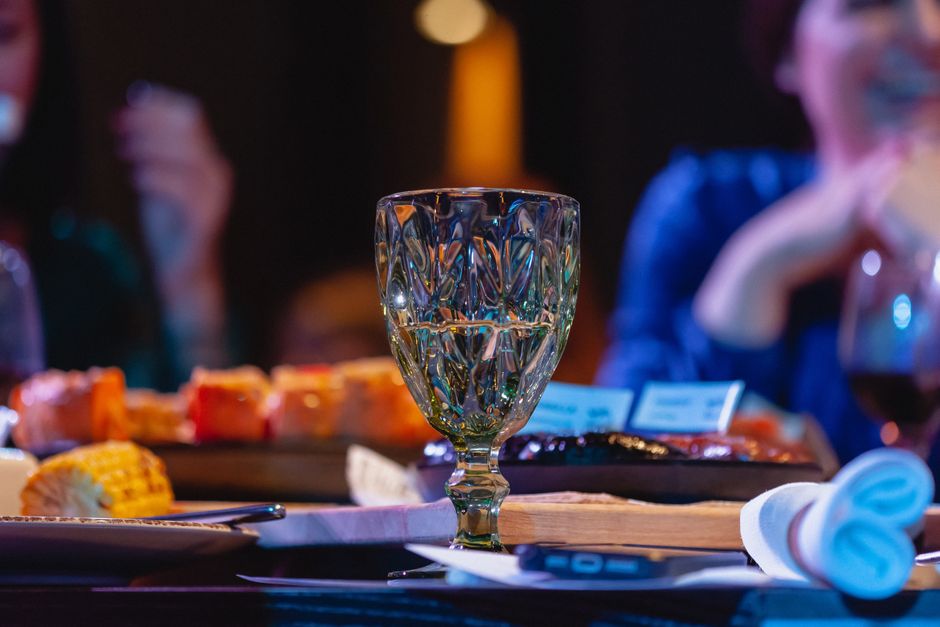 Alcohol and Type 1 Diabetes: What Actually Happens and How to Stay Safe — diabetes education